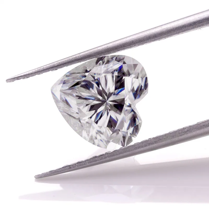 10x10mm Heart-Cut White Moissanite Supply